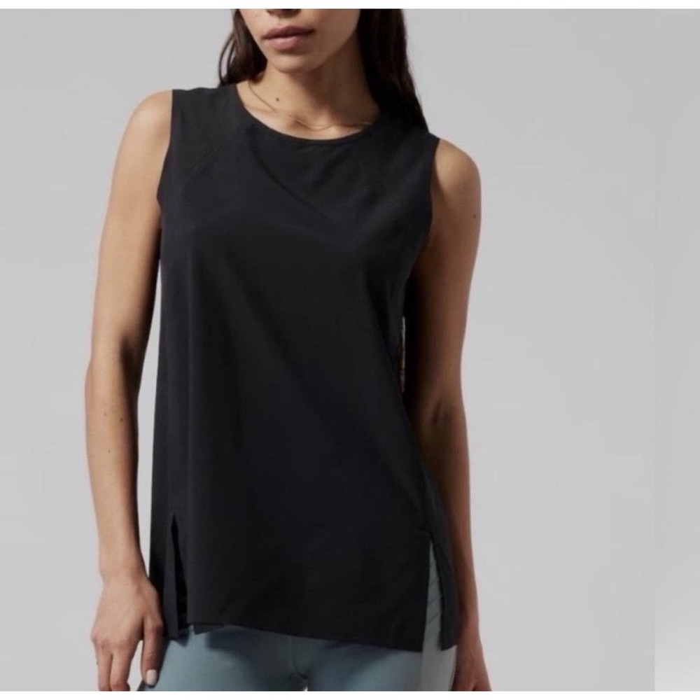 Athleta Zephyr  Refined Tank Top Black  Women's Size Medium Athletic